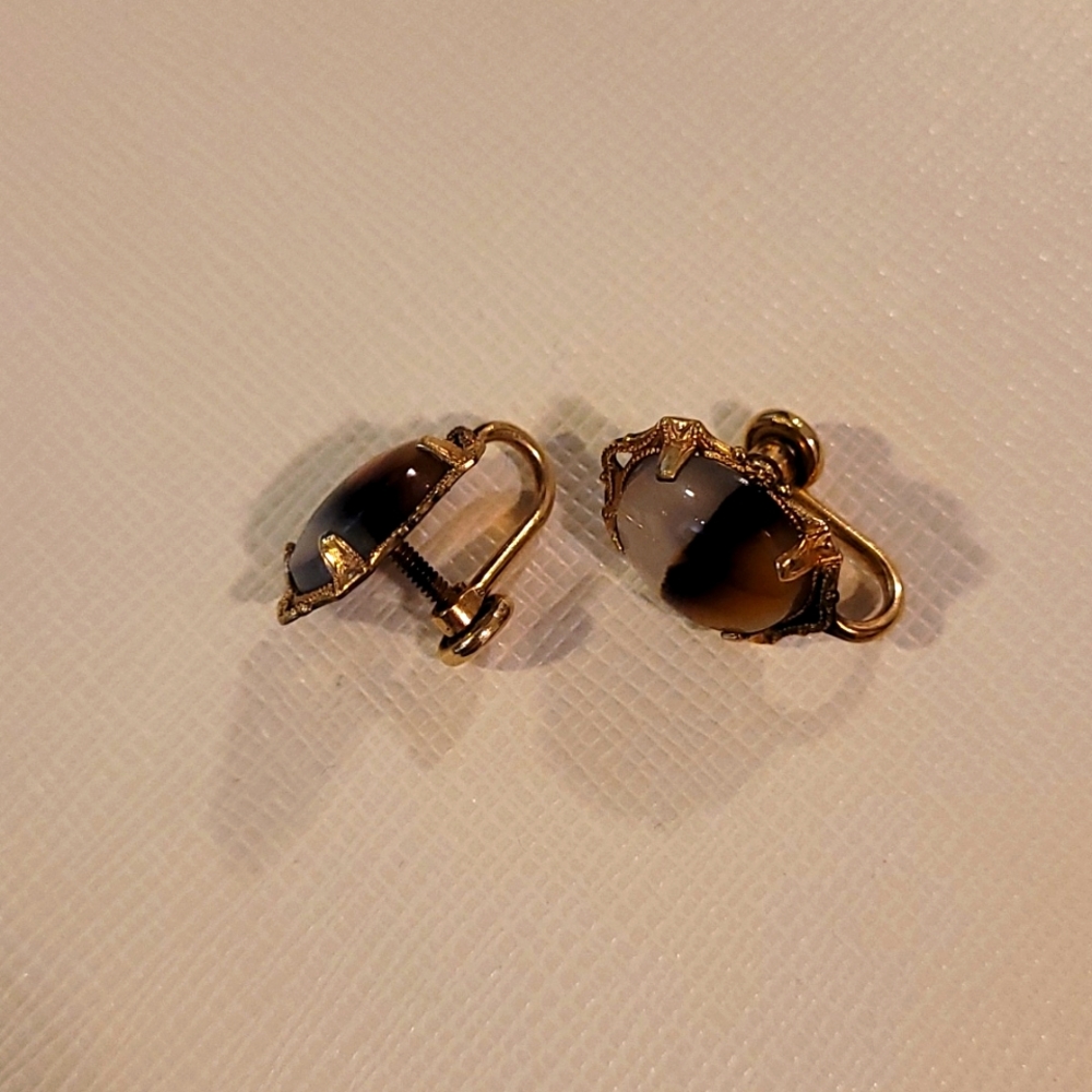 Osbee 1/20 12K Gold Filled Screw Back Earrings with Banded Agate Cabouchons